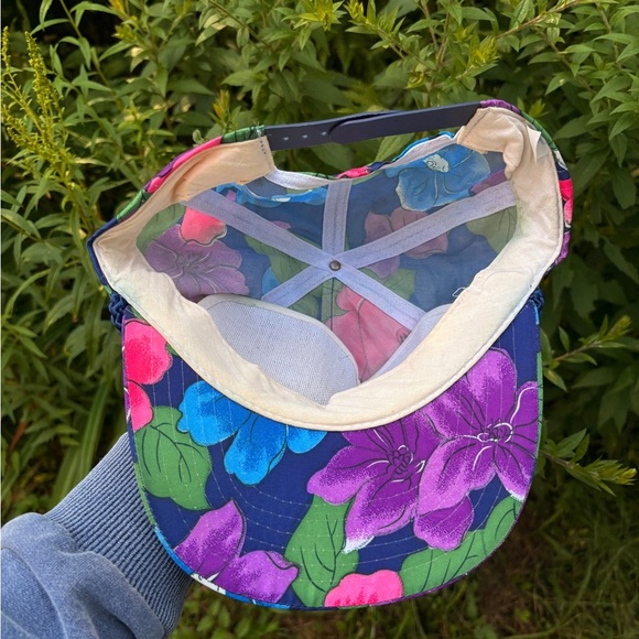 Vintage FISHING COLORFUL trucker hat BUDD’s Gunisao lake lodge manitoba rope - Picture 5 of 6